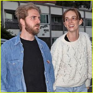 maya hawke relationship|Maya Hawke and Singer Christian Lee Hutson。